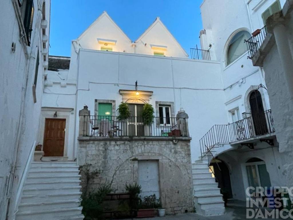 casa indipendente in vendita a Locorotondo