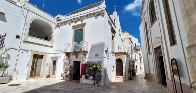 casa indipendente in vendita a Locorotondo
