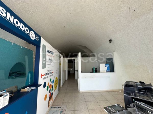 negozio in vendita a Modugno