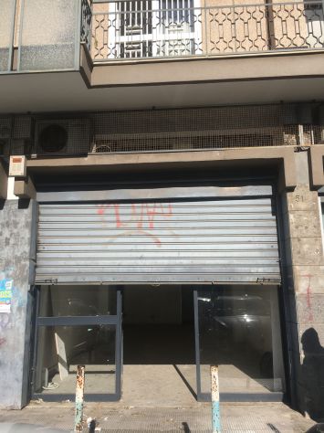locale commerciale in vendita a Modugno
