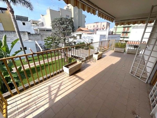 casa indipendente in vendita a Modugno