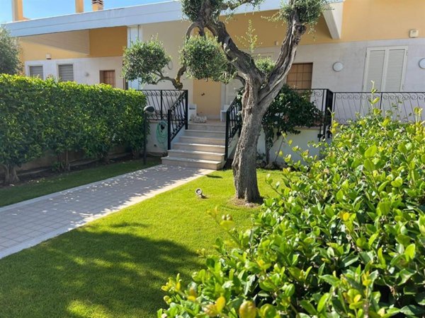 casa indipendente in vendita a Modugno