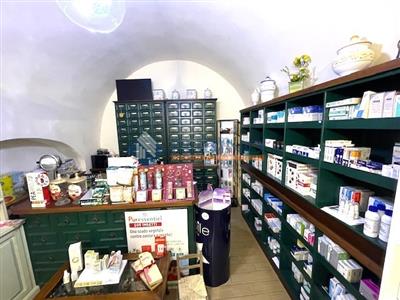 negozio in vendita a Modugno
