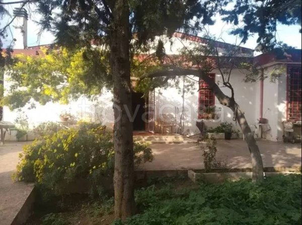 casa indipendente in vendita a Modugno