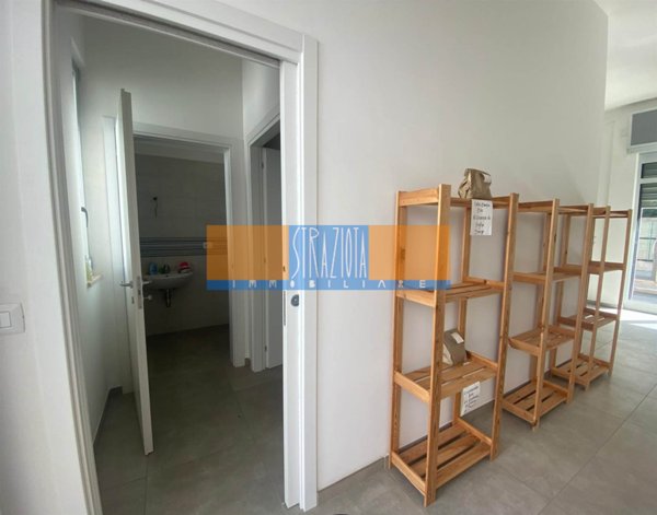 negozio in vendita a Modugno