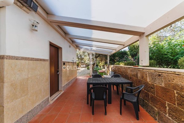 casa indipendente in vendita a Modugno