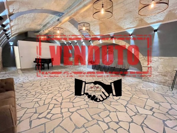 negozio in vendita a Modugno