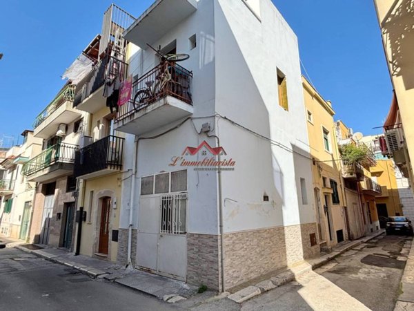 casa indipendente in vendita a Modugno