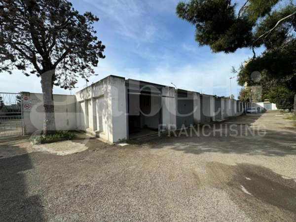 casa indipendente in vendita a Modugno in zona Capo Scardicchio