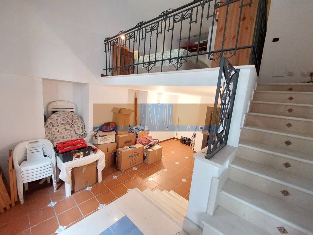 casa indipendente in vendita a Modugno
