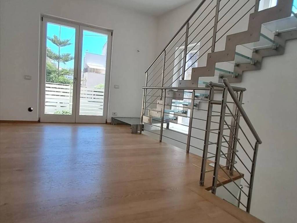 casa indipendente in vendita a Modugno