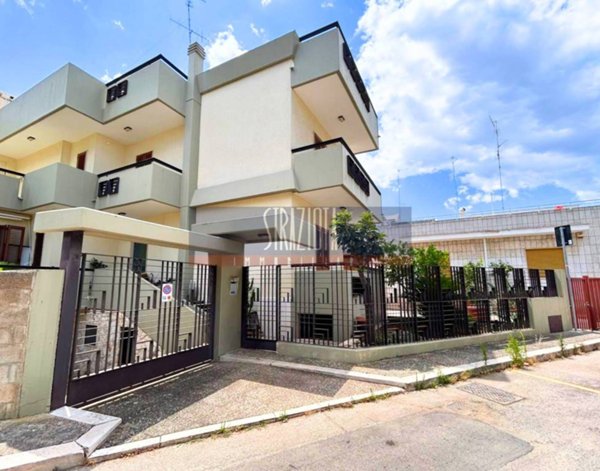 casa indipendente in vendita a Modugno