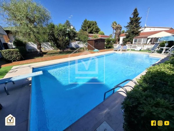 casa indipendente in vendita a Modugno