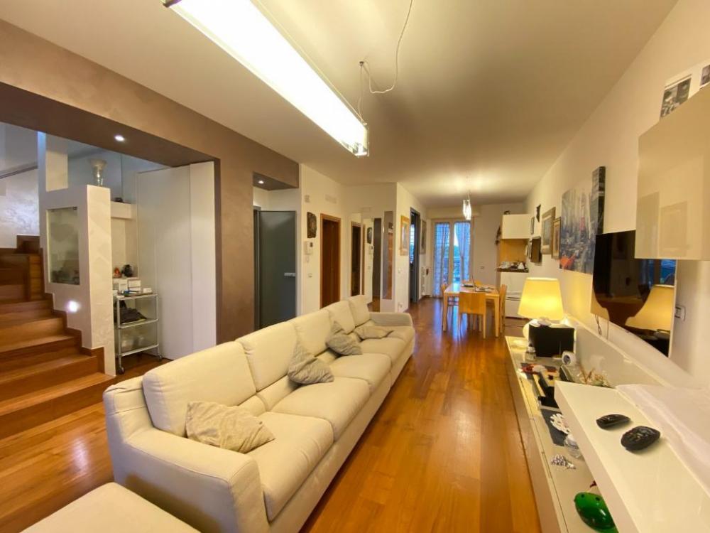 casa indipendente in vendita a Modugno