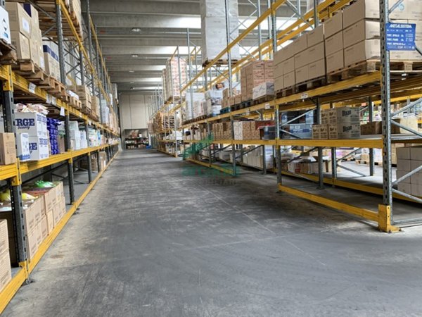 capannone in vendita a Modugno