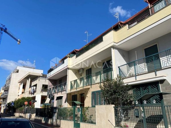 casa indipendente in vendita a Modugno