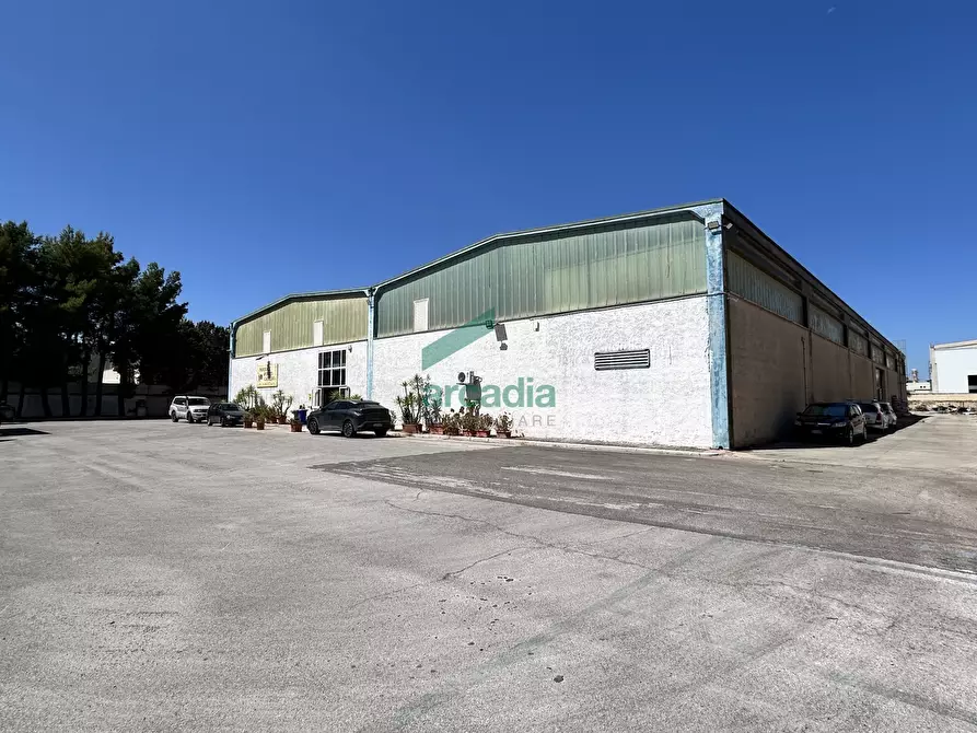 capannone in vendita a Modugno