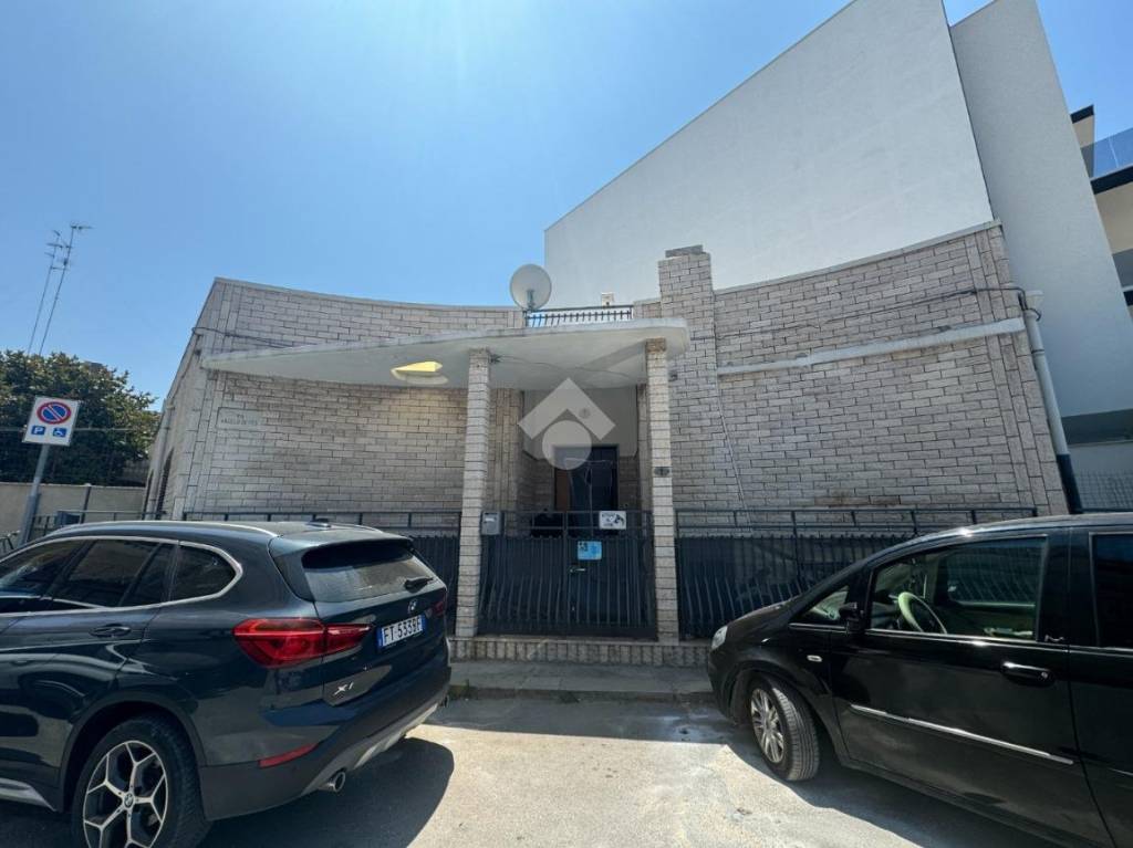 casa indipendente in vendita a Modugno