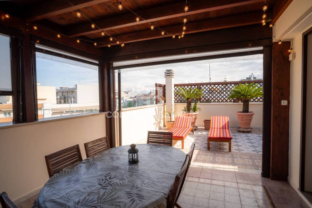 casa indipendente in vendita a Modugno