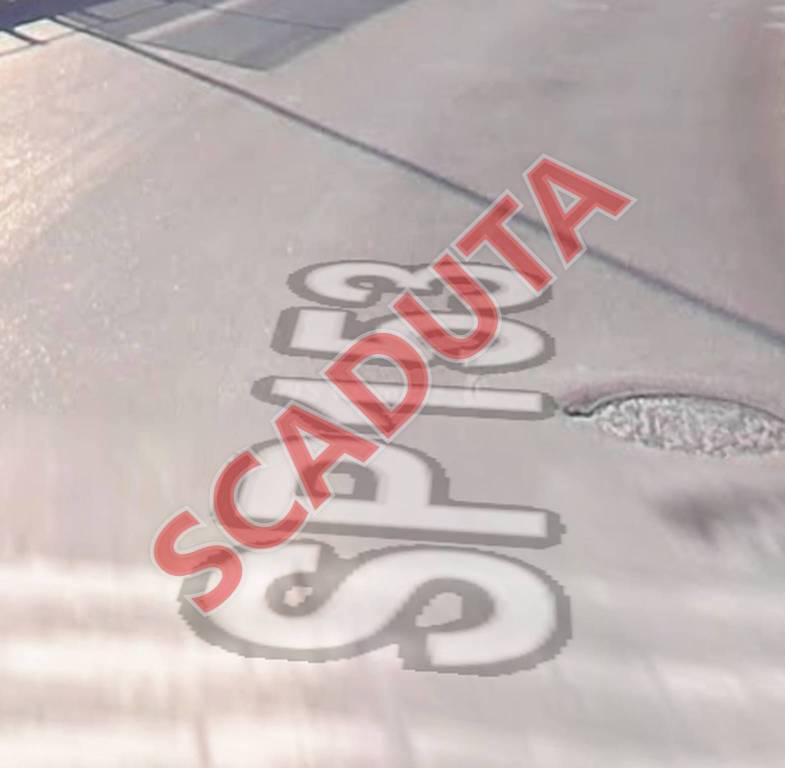 locale commerciale in vendita a Modugno