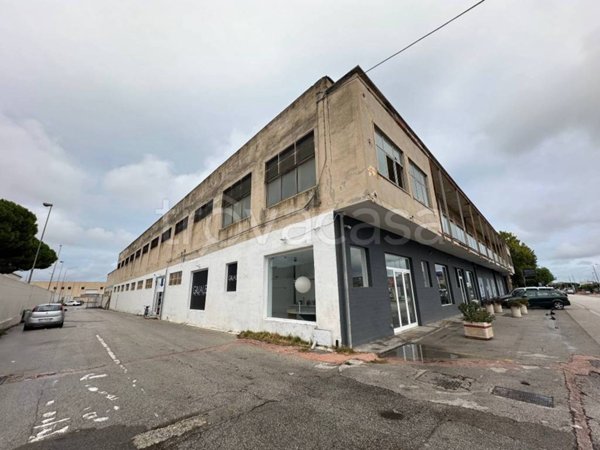 ufficio in vendita a Modugno