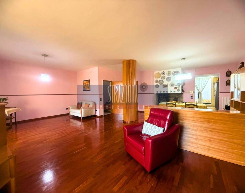 casa indipendente in vendita a Modugno