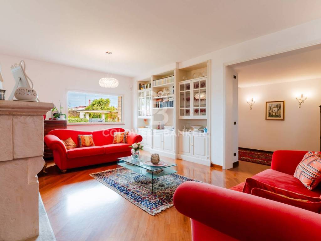 casa indipendente in vendita a Modugno