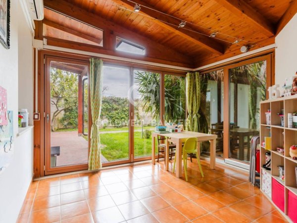 casa indipendente in vendita a Modugno