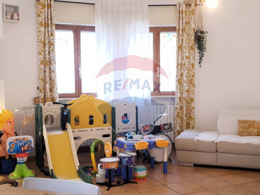 casa semindipendente in vendita a Modugno