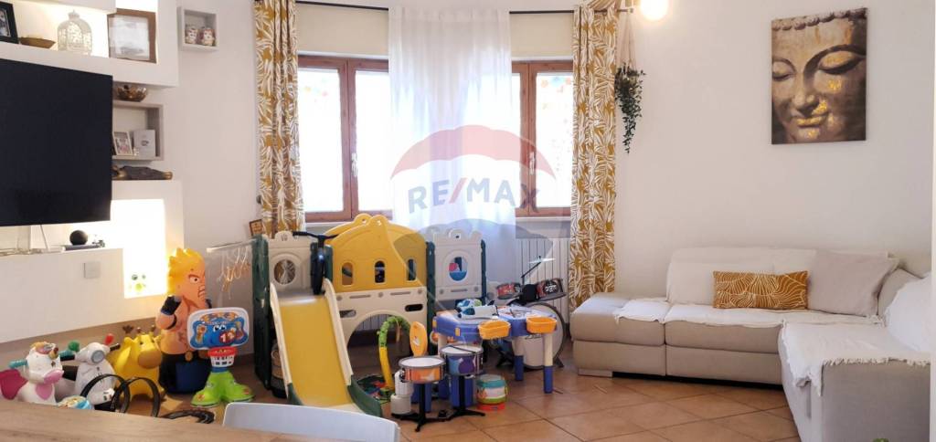 casa semindipendente in vendita a Modugno