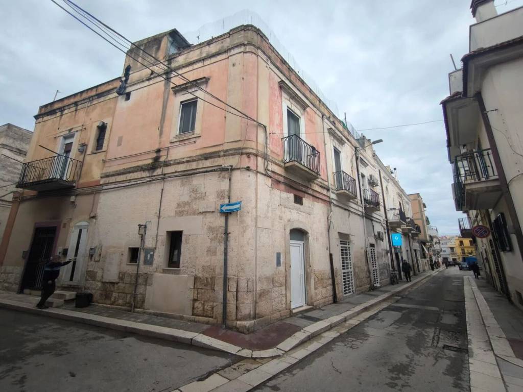 casa indipendente in vendita a Modugno