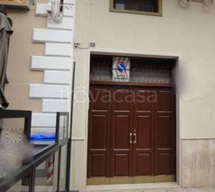 negozio in vendita a Modugno