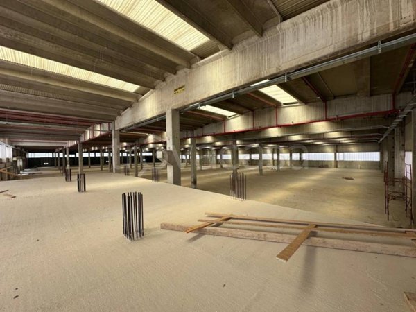 capannone in vendita a Modugno