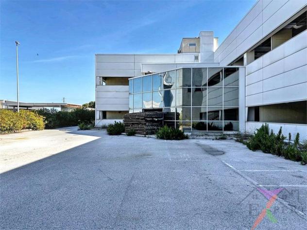 capannone in vendita a Modugno