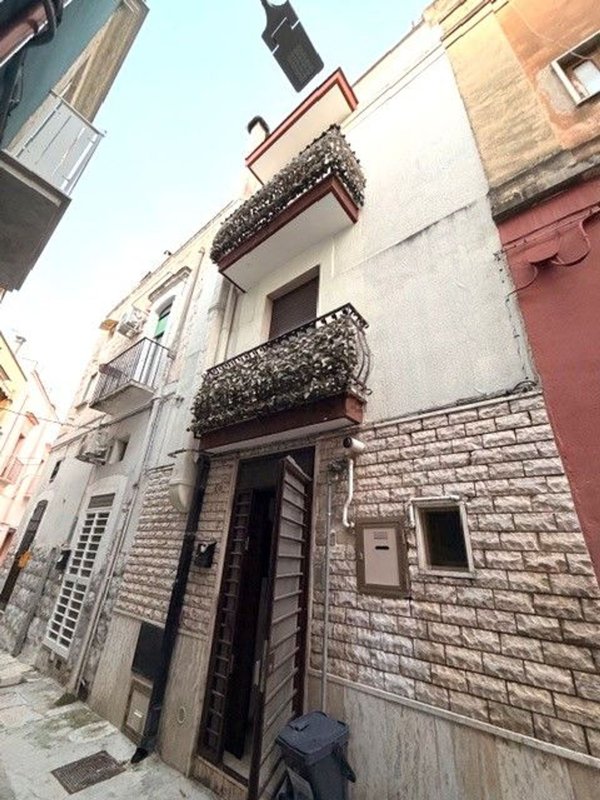 casa indipendente in vendita a Modugno