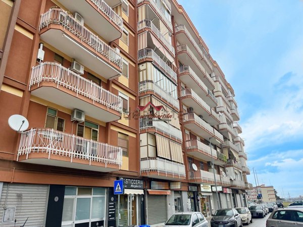 locale commerciale in vendita a Modugno