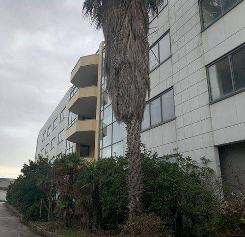 ufficio in vendita a Modugno