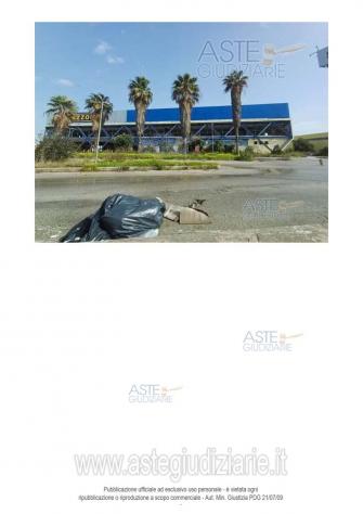 negozio in vendita a Modugno