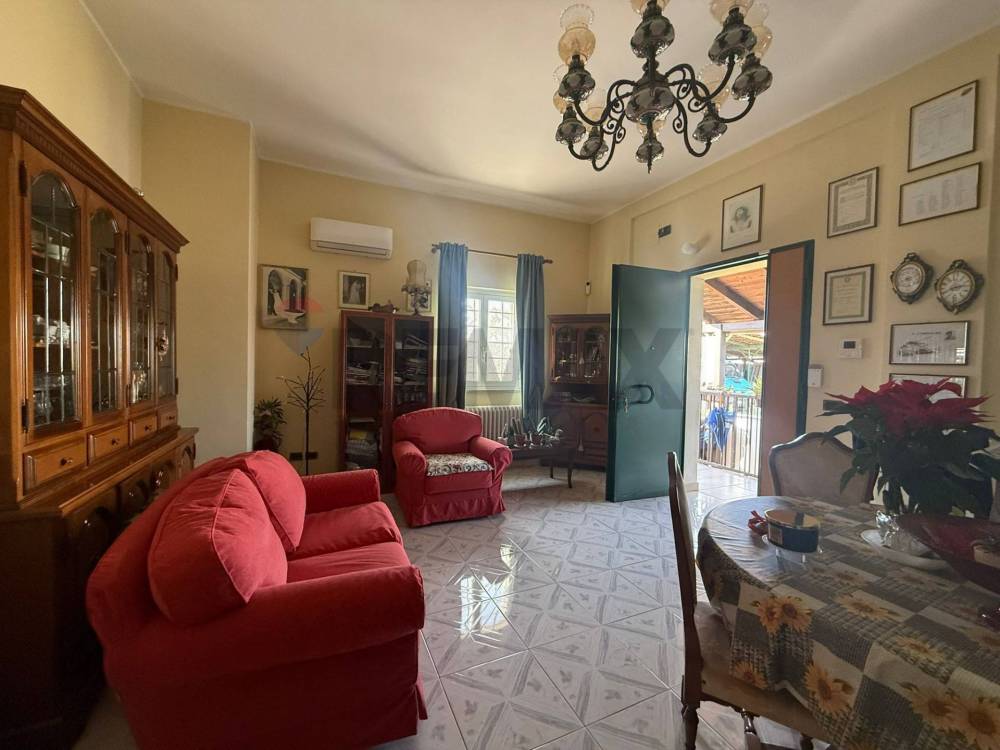 casa indipendente in vendita a Modugno