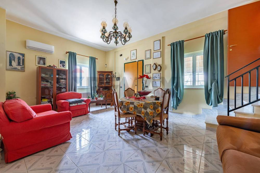 casa indipendente in vendita a Modugno