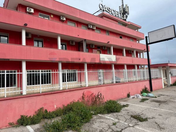 appartamento in vendita a Modugno in zona Capo Scardicchio