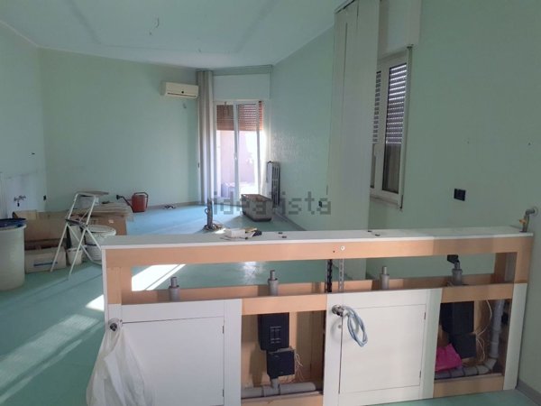 ufficio in vendita a Modugno