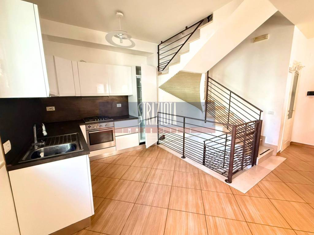 casa indipendente in vendita a Modugno