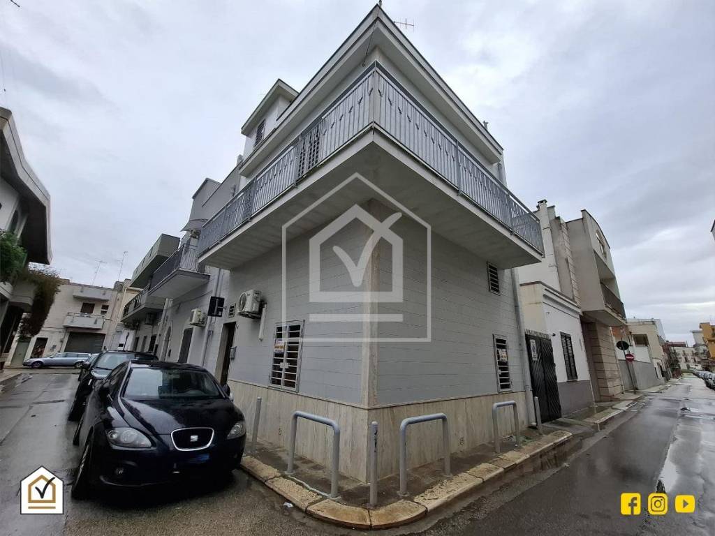 casa indipendente in vendita a Modugno