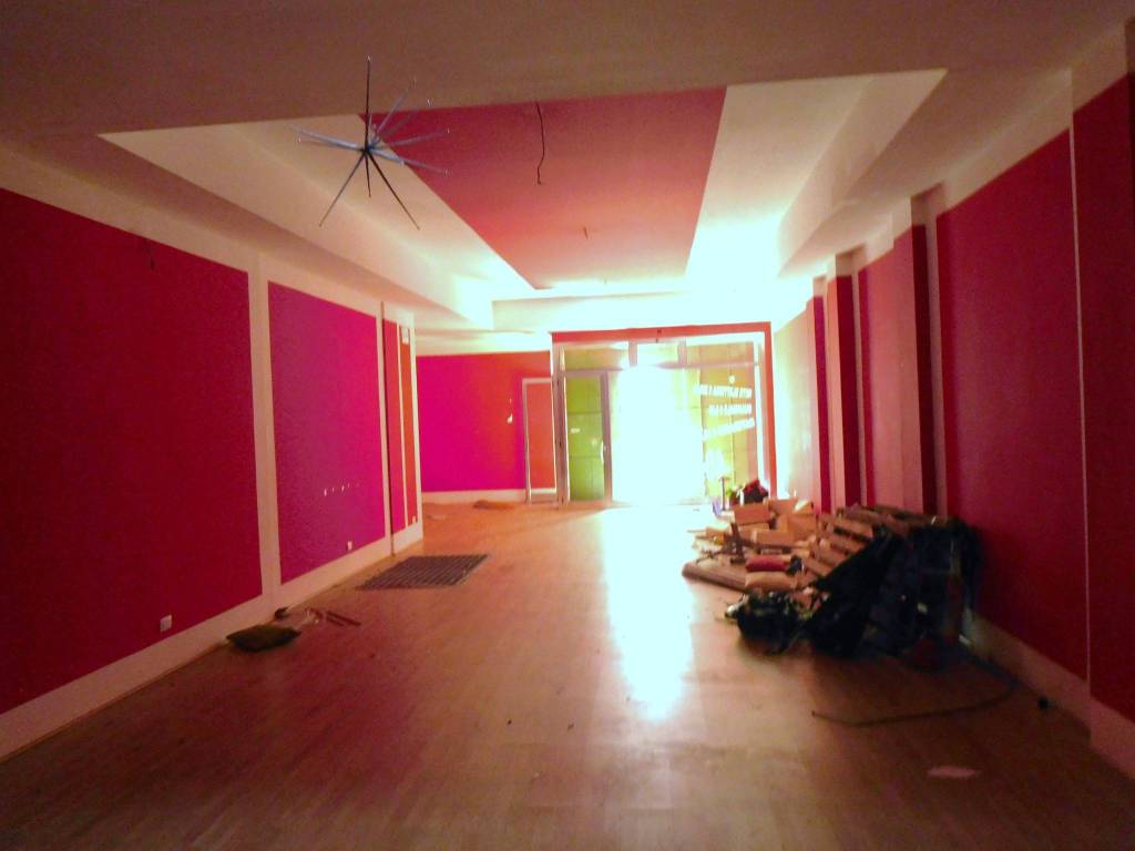 negozio in vendita a Modugno