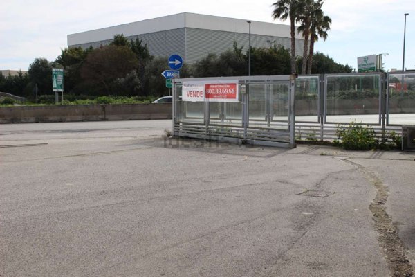 capannone in vendita a Modugno