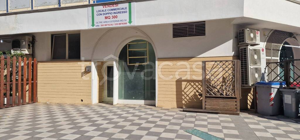 negozio in vendita a Modugno