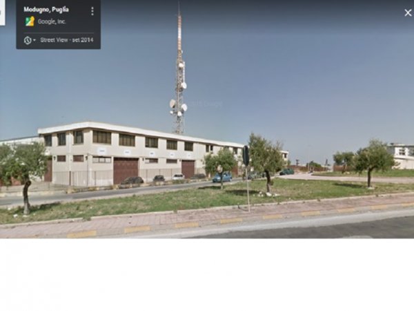 locale commerciale in vendita a Modugno