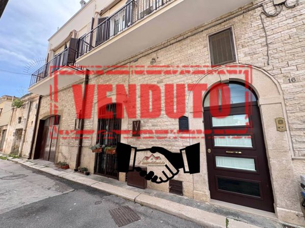 casa indipendente in vendita a Modugno