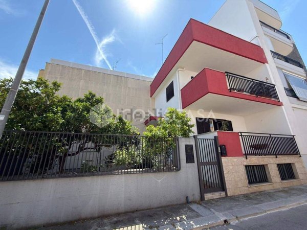 casa indipendente in vendita a Modugno